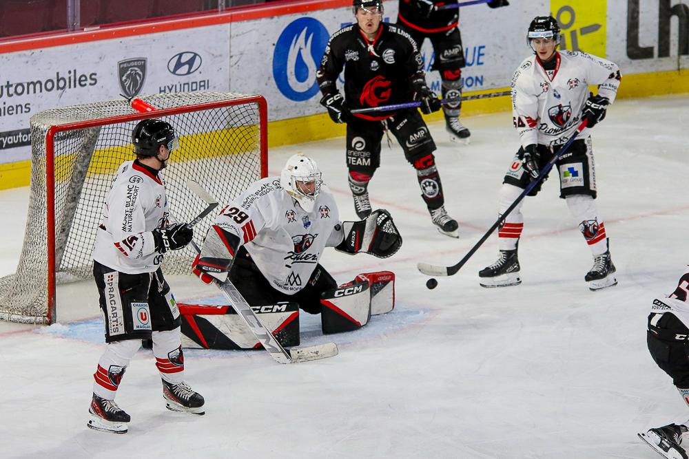 Amiens  5 - 3 Chamonix 