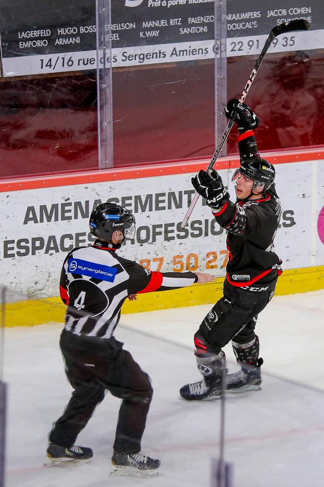 Amiens  5 - 3 Chamonix 