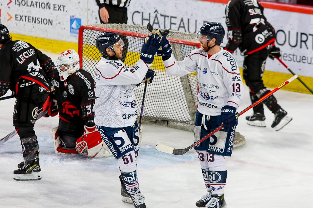 Amiens  1 - 6 Angers 