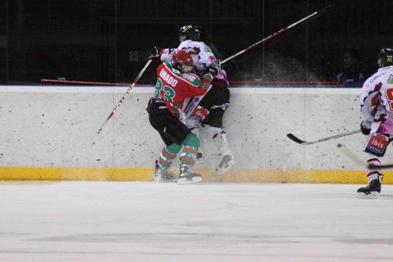 Mont-Blanc 3 - 6 Amiens 