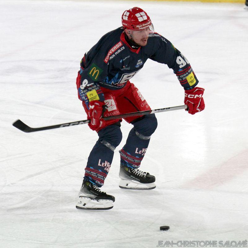 Grenoble  2 - 3 Cergy-Pontoise