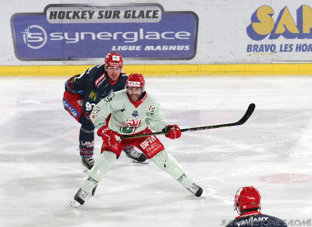 Grenoble  2 - 3 Cergy-Pontoise