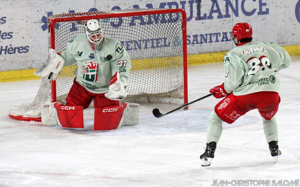 Grenoble  2 - 3 Cergy-Pontoise