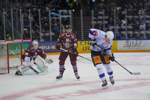 Photo hockey match Genève - Zug le 12/01/2024