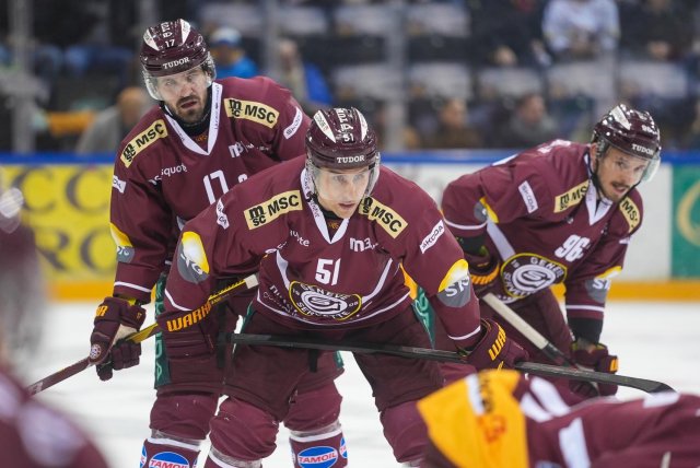 Photo hockey match Genève - Zug le 12/01/2024