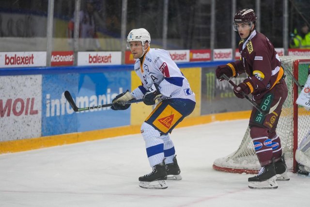 Photo hockey match Genève - Zug le 12/01/2024