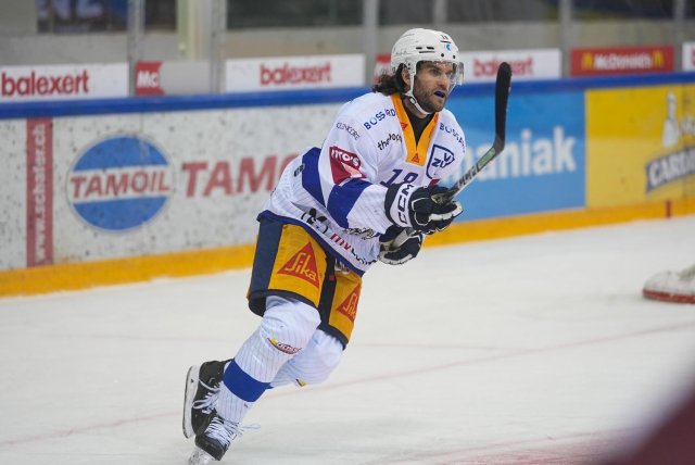 Photo hockey match Genève - Zug le 12/01/2024