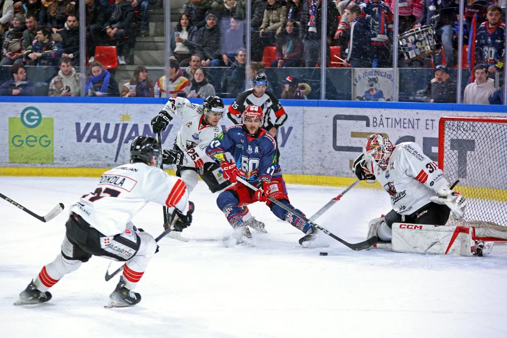 Grenoble  4 - 1 Chamonix 