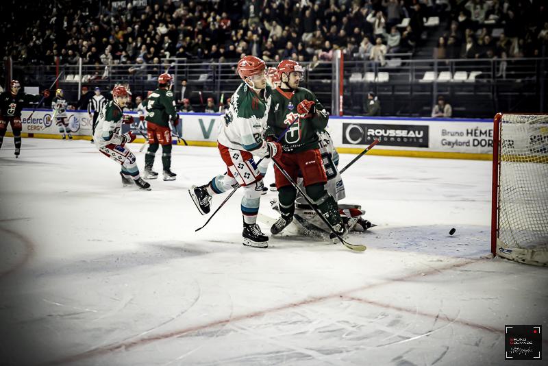 Cergy-Pontoise 6 - 5 Anglet