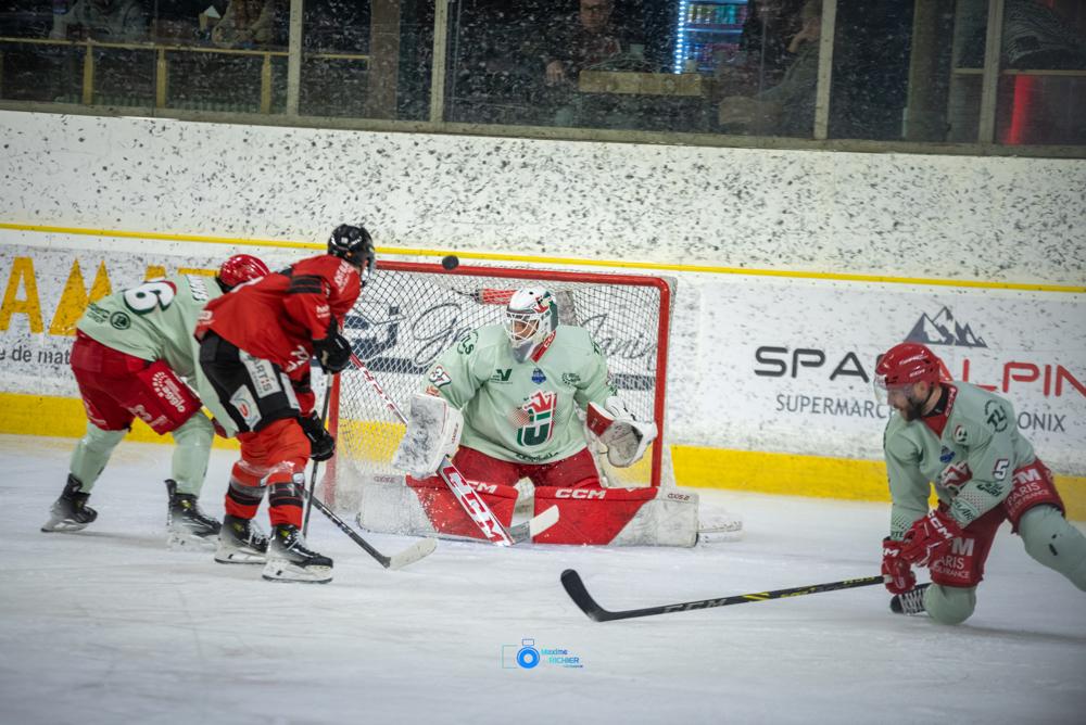 Chamonix  1 - 3 Cergy-Pontoise