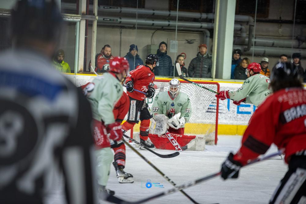 Chamonix  1 - 3 Cergy-Pontoise
