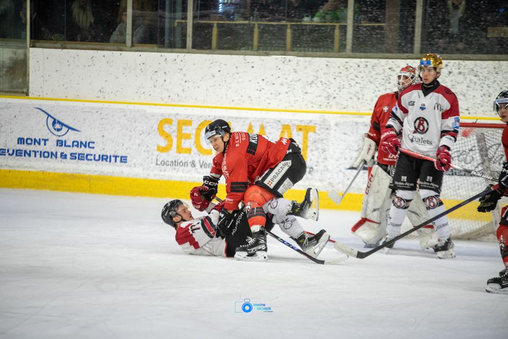 Chamonix  7 - 4 Briançon 