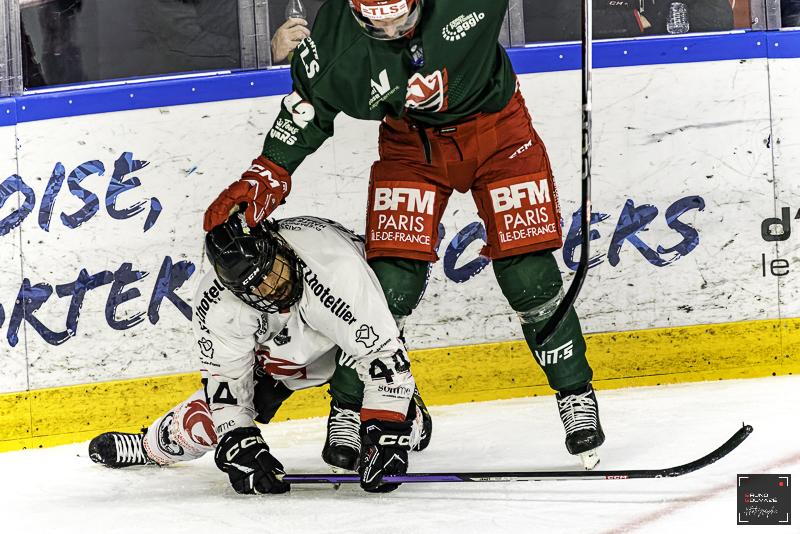 Cergy-Pontoise 4 - 2 Amiens 