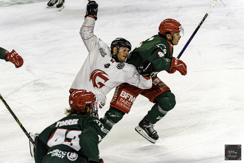 Cergy-Pontoise 4 - 2 Amiens 