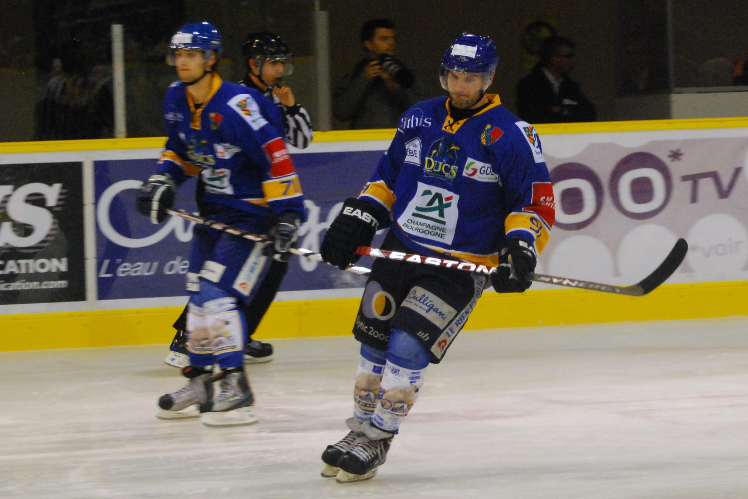 Dijon  4 - 1 Chamonix 