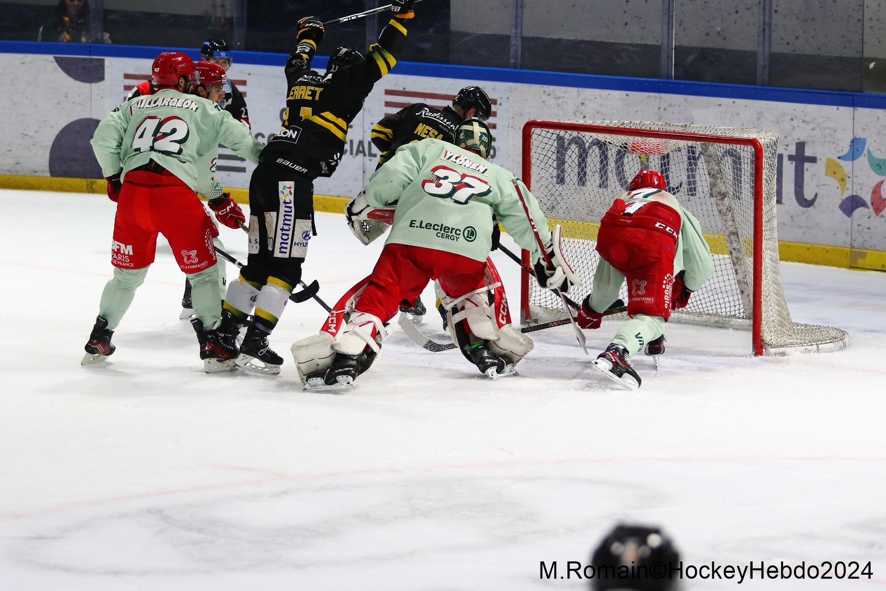 Rouen 2 - 4 Cergy-Pontoise
