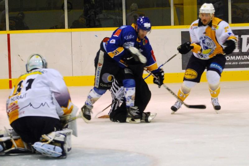 Dijon  4 - 1 Chamonix 