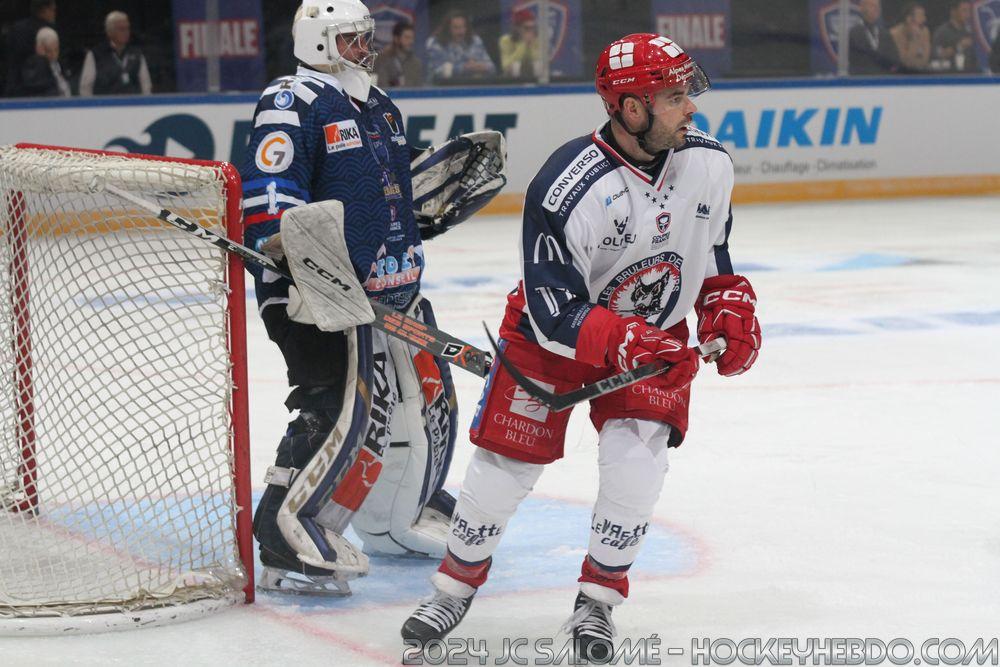 Dunkerque 4 - 7 Grenoble 