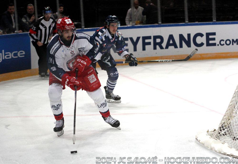 Dunkerque 4 - 7 Grenoble 