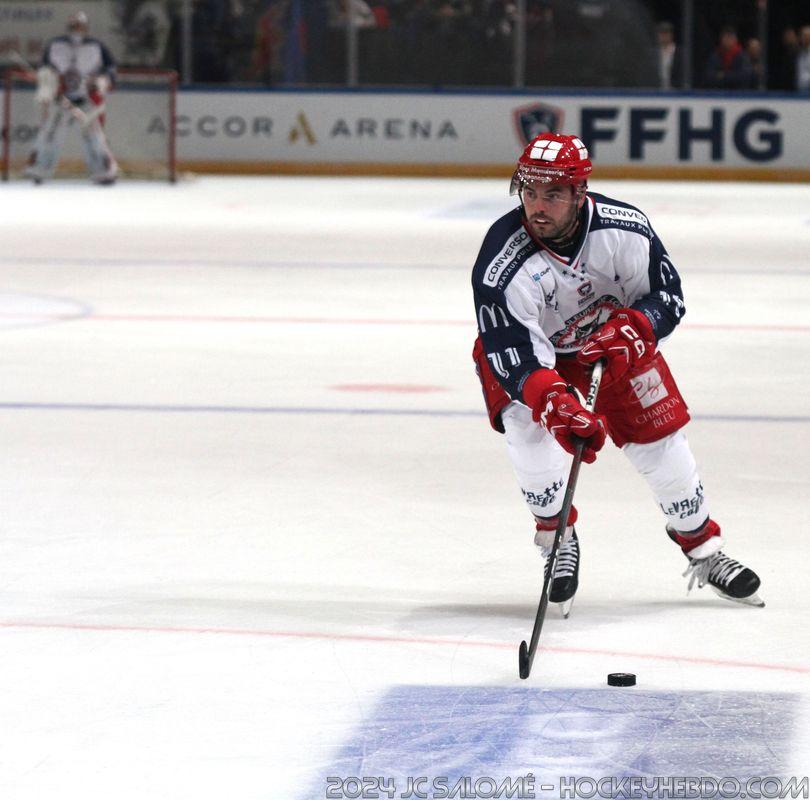Dunkerque 4 - 7 Grenoble 