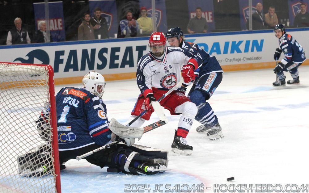 Dunkerque 4 - 7 Grenoble 