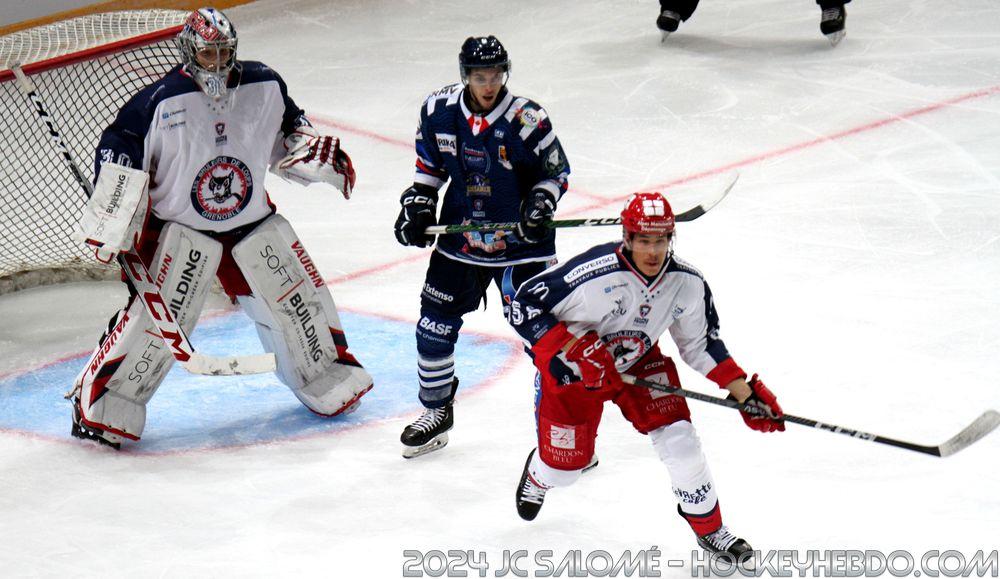 Dunkerque 4 - 7 Grenoble 