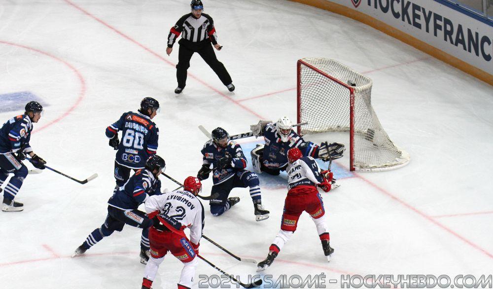 Dunkerque 4 - 7 Grenoble 