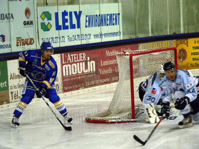 Villard-de-Lans 3 - 7 Angers 