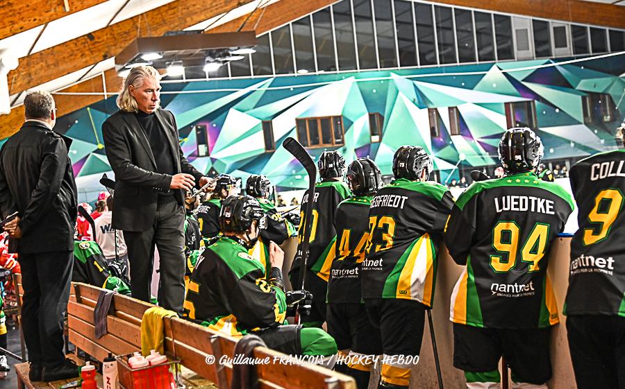 Nantes 7 - 0 Mont-Blanc