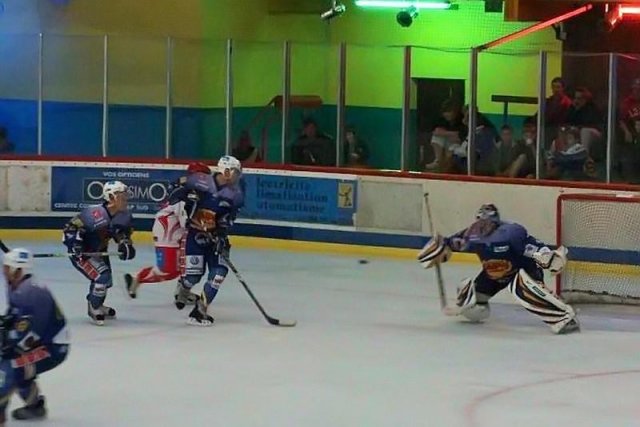 Photo hockey match Avignon - Valence le 10/10/2009