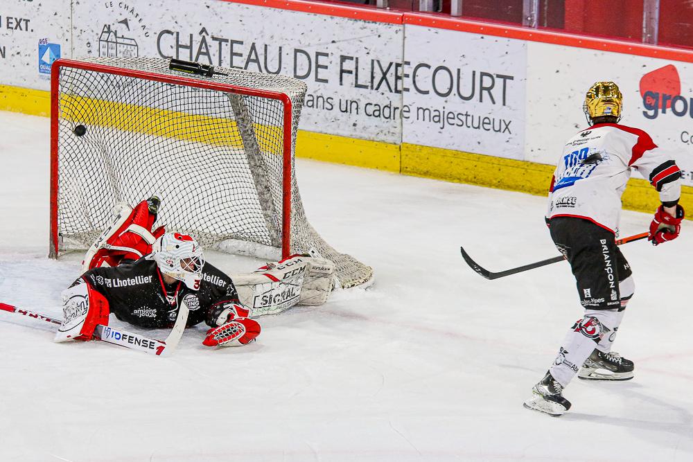 Amiens  1 - 2 Briançon 