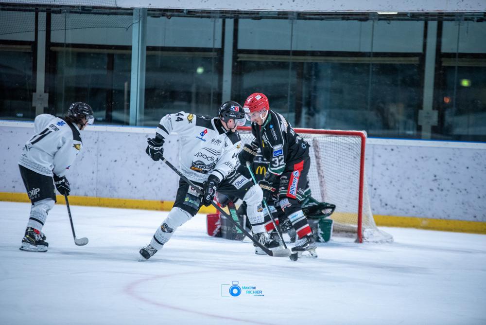 Mont-Blanc 4 - 5 Brest 