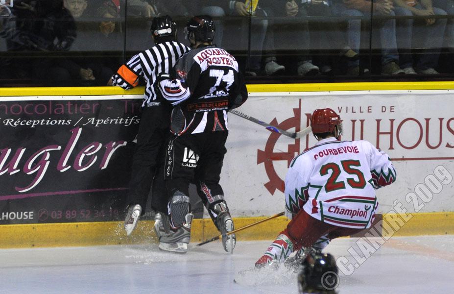 Mulhouse 2 - 3 Courbevoie 