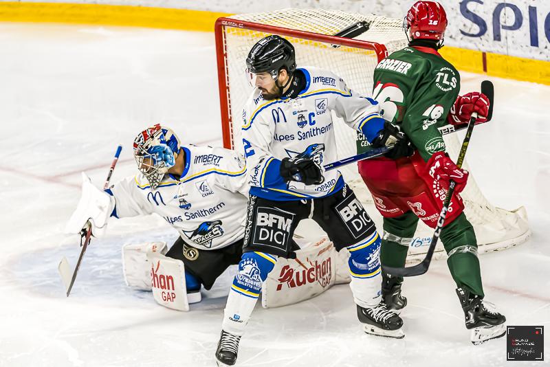 Cergy-Pontoise 2 - 3 Gap 