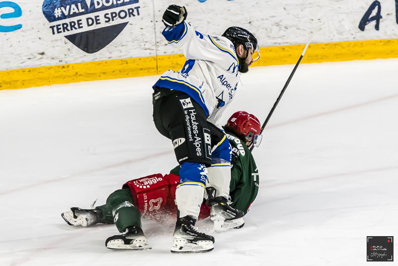 Cergy-Pontoise 2 - 3 Gap 