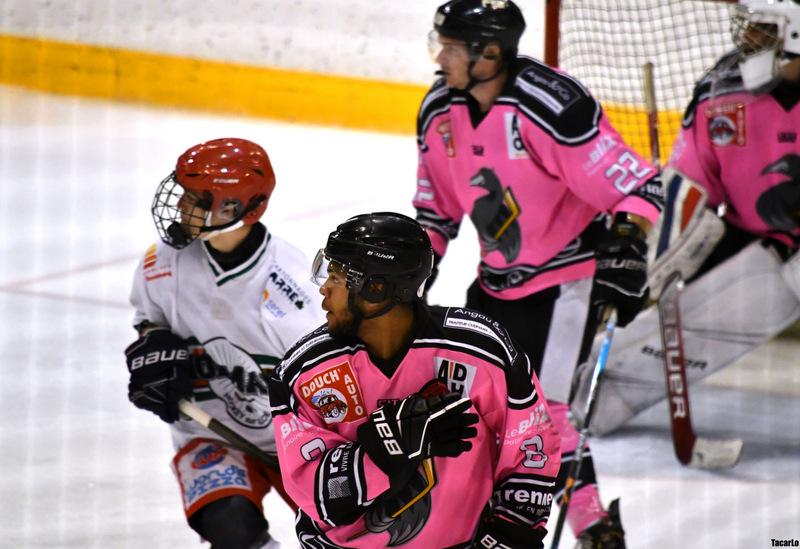 Rennes 0 - 12 Anglet II