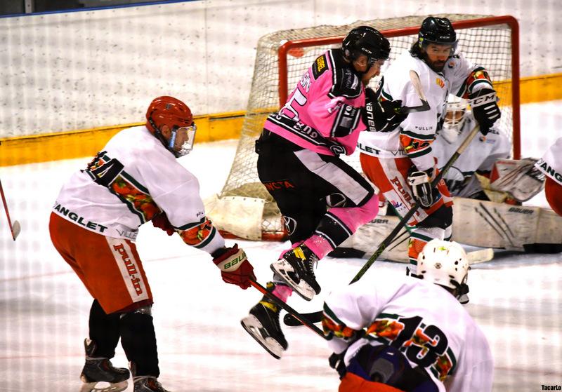 Rennes 0 - 12 Anglet II