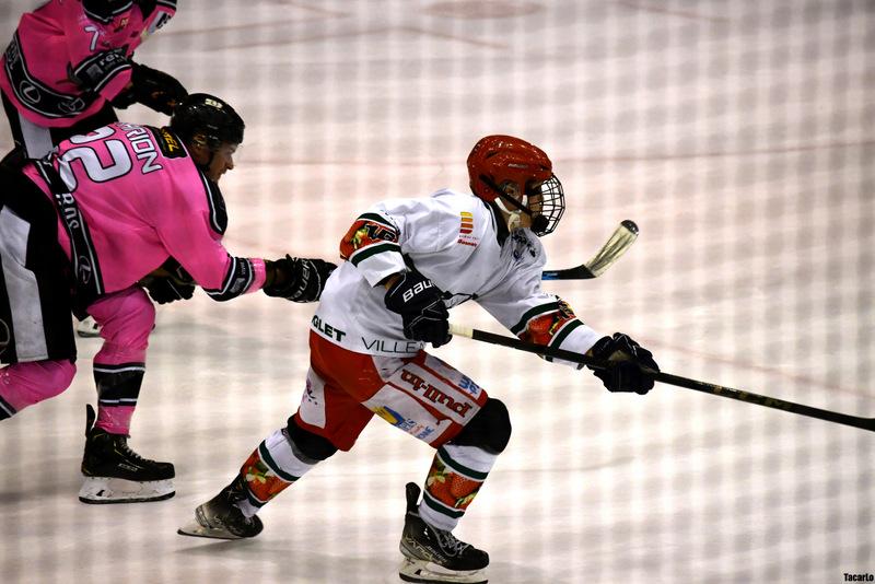 Rennes 0 - 12 Anglet II