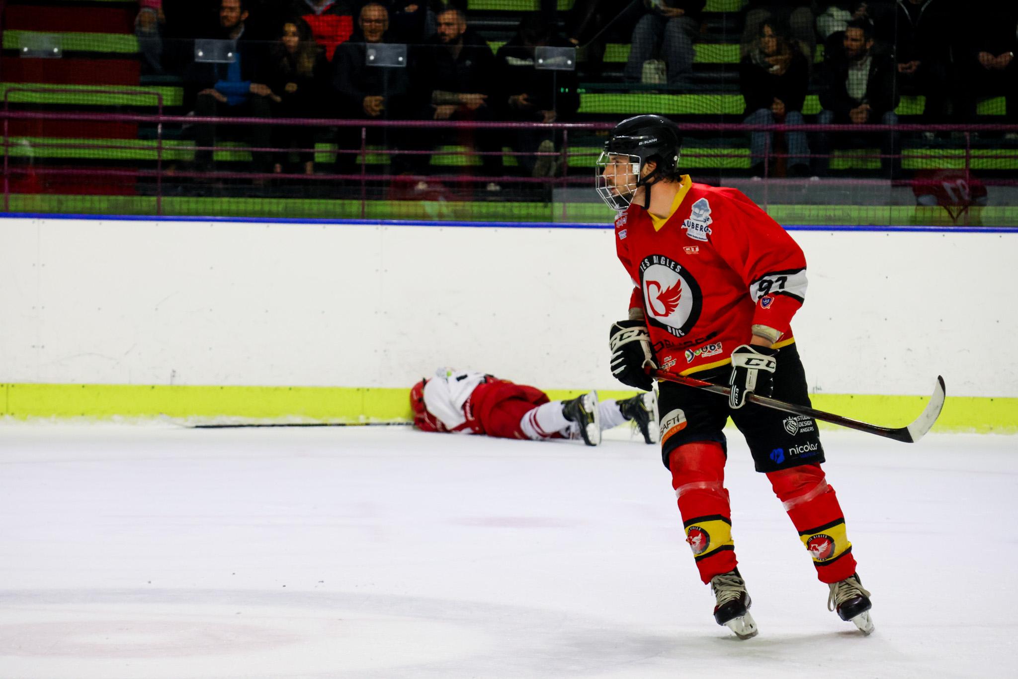 Besançon 3 - 2 Briançon II
