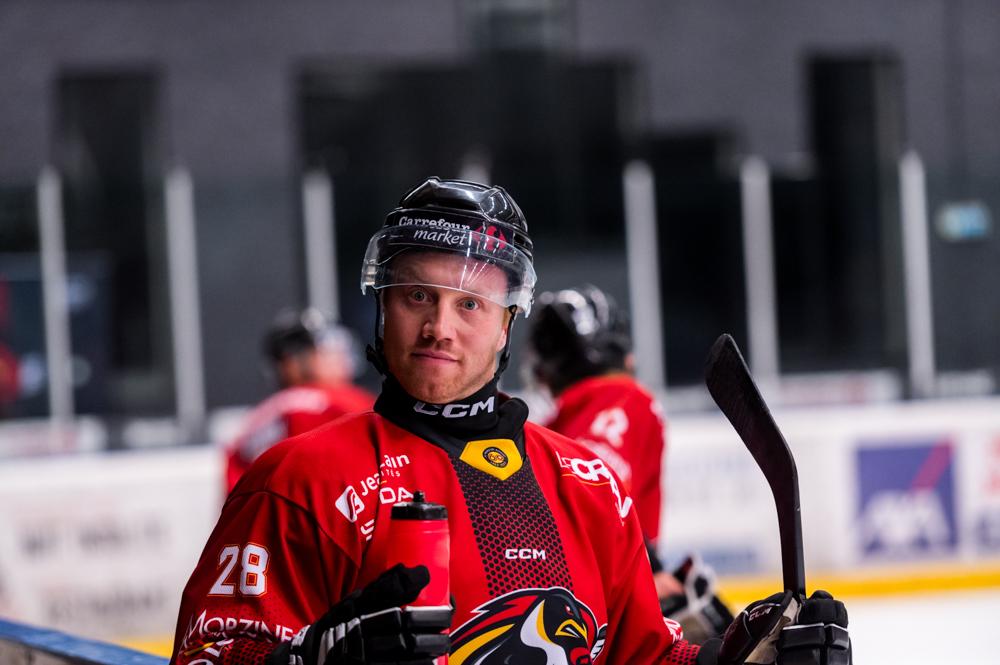 Morzine-Avoriaz 1 - 6 Valenciennes