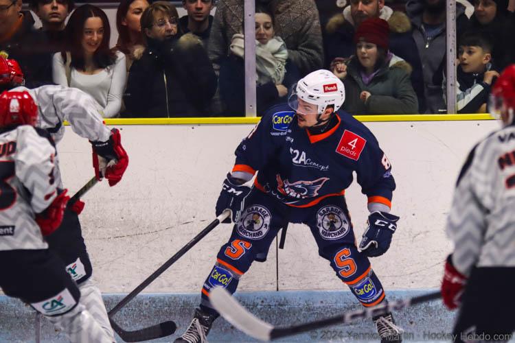 Clermont-Ferrand 0 - 8 Vaujany