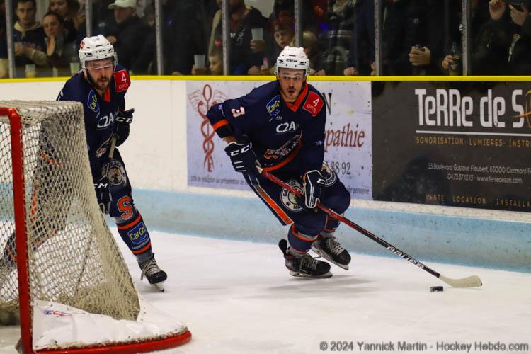 Clermont-Ferrand 0 - 8 Vaujany