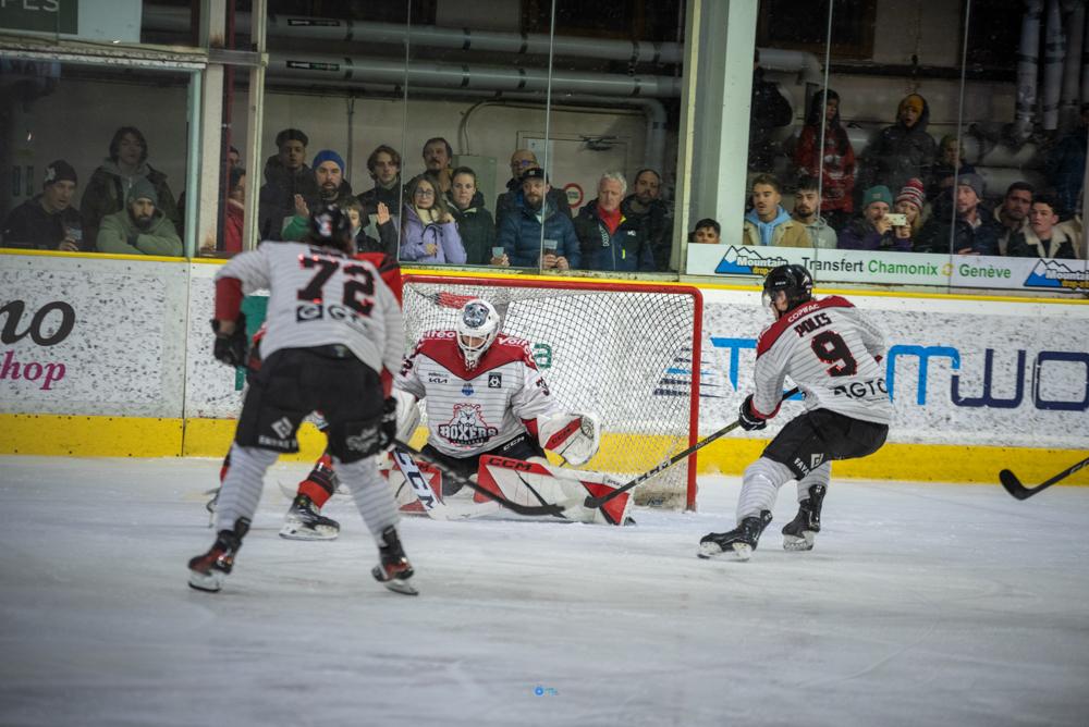 Chamonix  3 - 5 Bordeaux