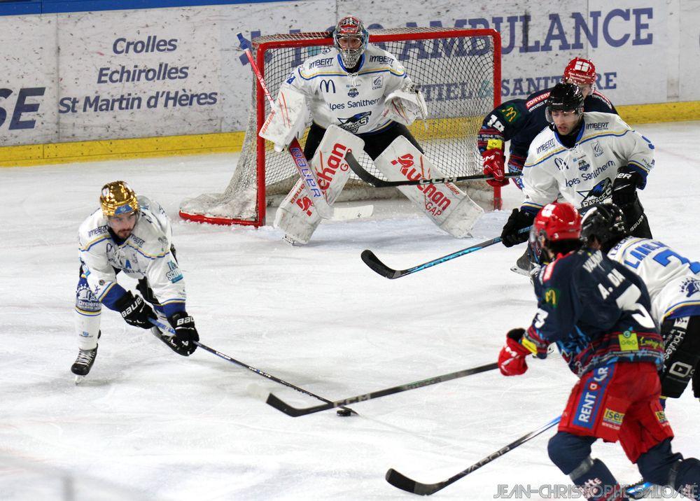 Grenoble  6 - 4 Gap 