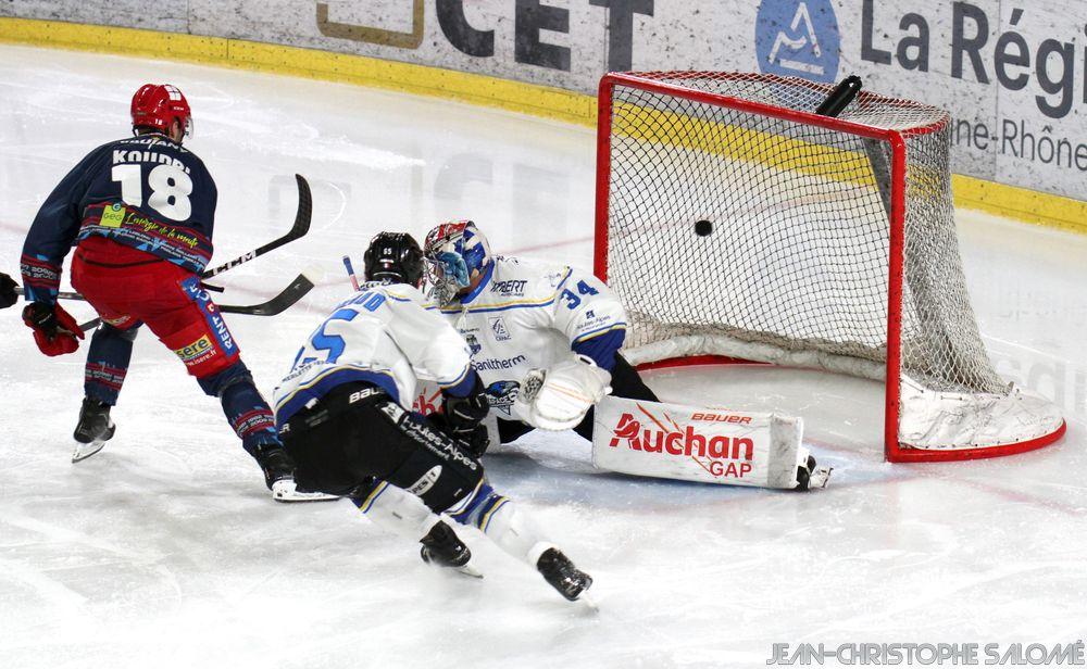 Grenoble  6 - 4 Gap 