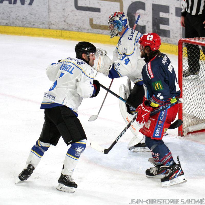 Grenoble  6 - 4 Gap 