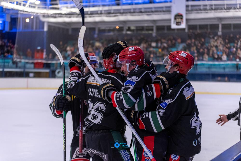 Mont-Blanc 4 - 2 Dunkerque