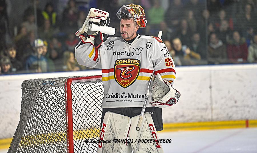 Nantes 2 - 3 Meudon