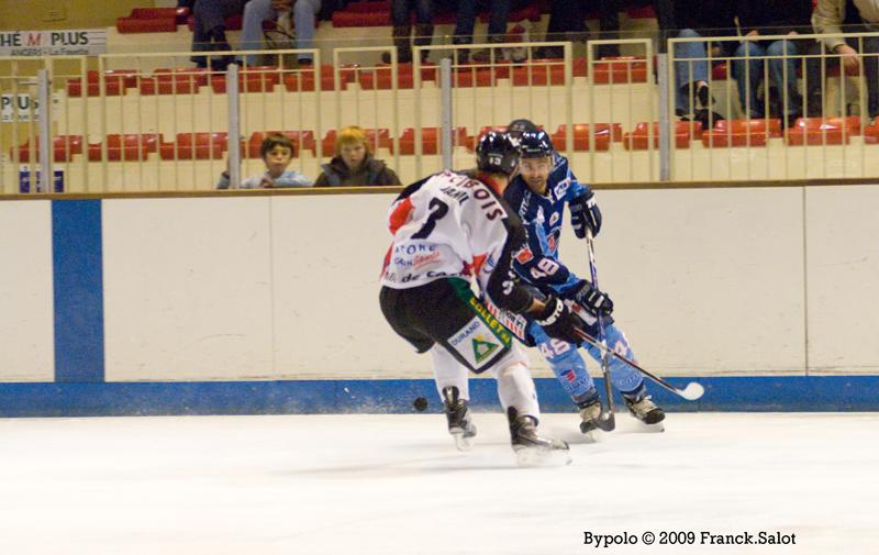 Angers  6 - 0 Caen 