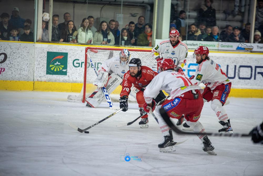 Chamonix  1 - 2 Grenoble 